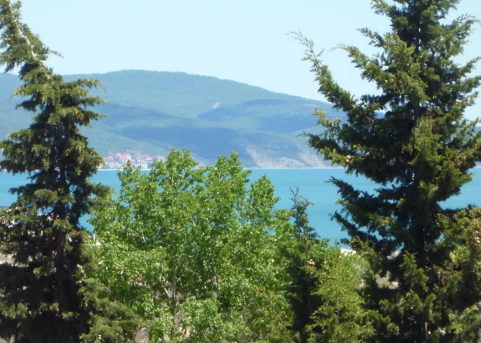 شقة فندقية Tourist Complex Rose Village 2*