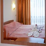 Tourist Complex Rose Village 3* サニービーチ