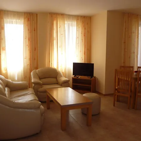 מלון דירות Tourist Complex Rose Village