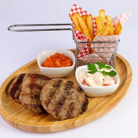 Tourist Complex Rose Village Apart-hotel