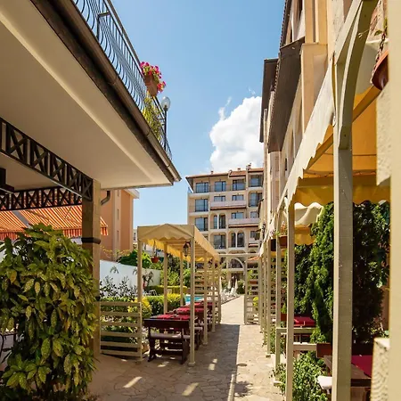 Tourist Complex Rose Village Hotel apartamentowy Słoneczny Brzeg