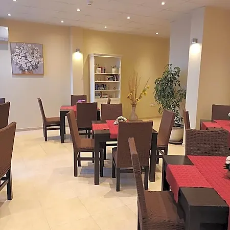 Hotel apartamentowy Tourist Complex Rose Village