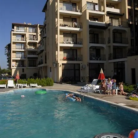 Aparthotel Tourist Complex Rose Village 2*
