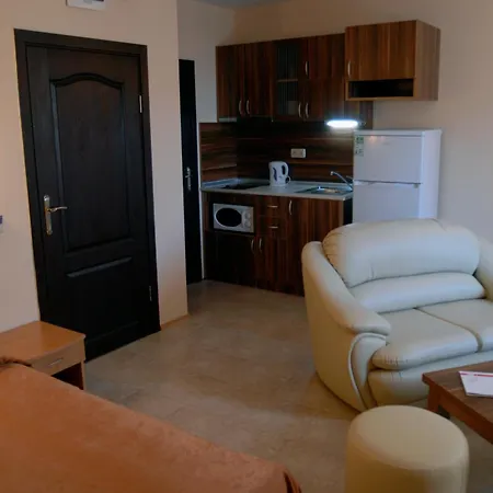 Lägenhetshotell Tourist Complex Rose Village Slăntjev Brjag