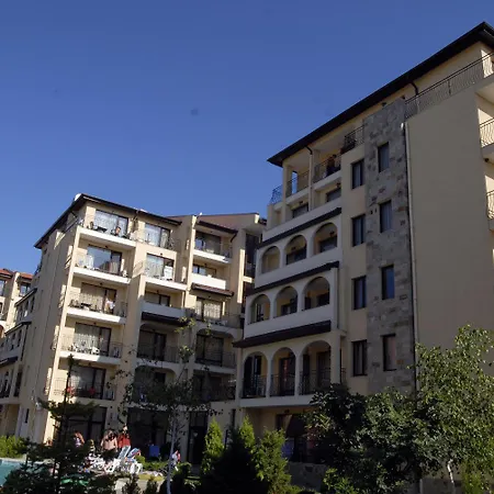 Tourist Complex Rose Village Lägenhetshotell Slăntjev Brjag