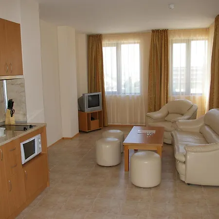 Tourist Complex Rose Village 2* Slăntjev Brjag